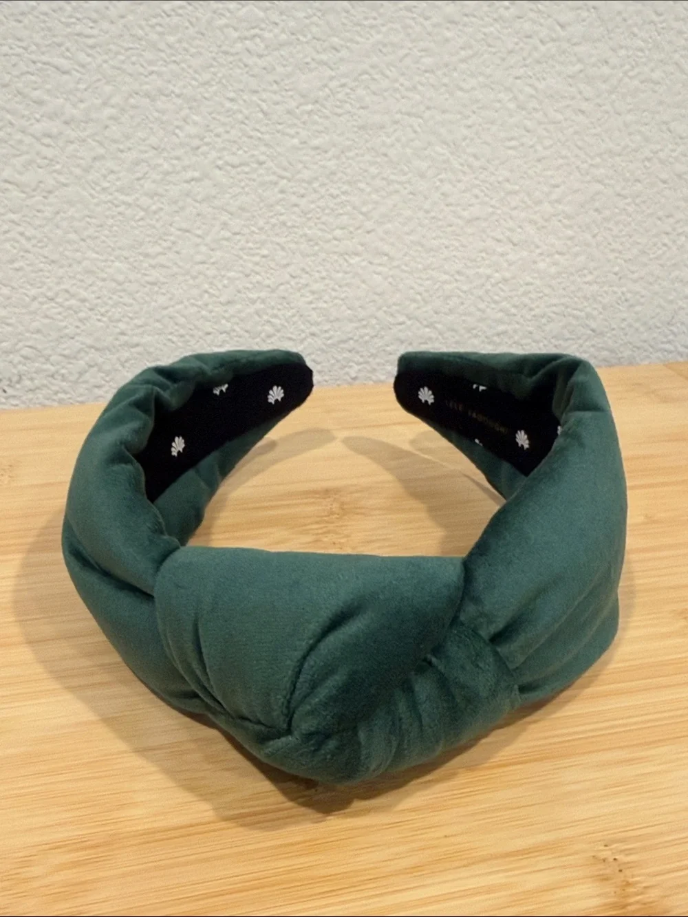 Lele Sadoughi Emerald Green Knotted Velvet Headband